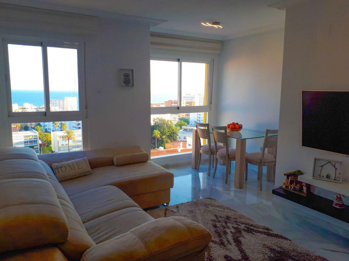 Apartament Atico Duplex Con Vistas Al Mar. Dos Plazas De Garaje Torremolinos Zewnętrze zdjęcie